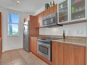 700 E Boynton Beach Blvd in Boynton Beach, FL - Foto de edificio - Building Photo