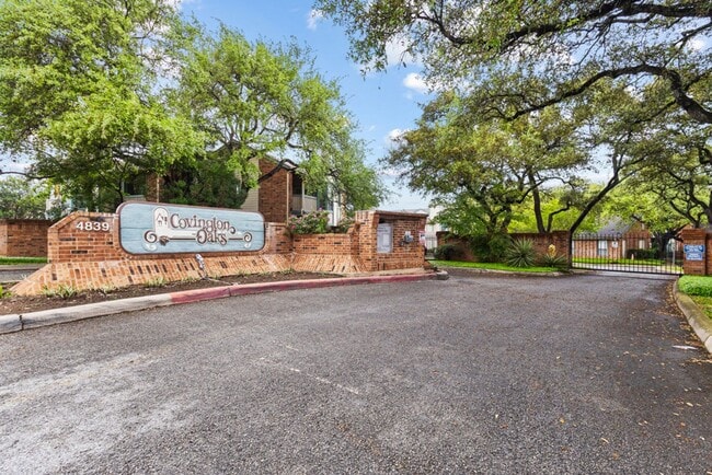 4839 Brandeis St in San Antonio, TX - Building Photo - Building Photo
