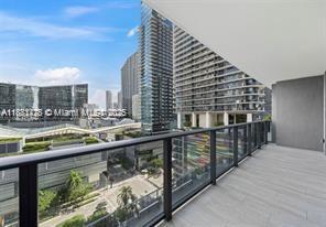 45 SE 9th St in Miami, FL - Building Photo - Building Photo