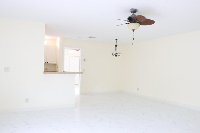 20 Crossings Cir in Boynton Beach, FL - Building Photo - Building Photo