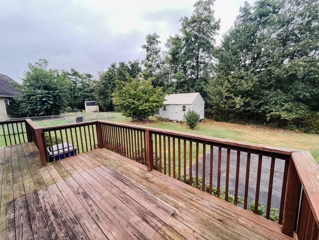 140 Cullen Ct SE in Christiansburg, VA - Building Photo - Building Photo