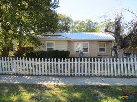 1002 Duncan Ave in Killeen, TX - Building Photo