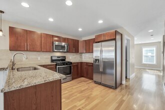 3323 Clayton St in Denver, CO - Building Photo - Building Photo