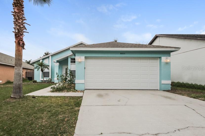 8851 Parliament Ct in Kissimmee, FL - Building Photo
