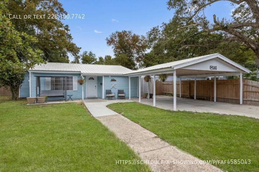 1807 Curcor Dr in Gulfport, MS - Building Photo