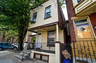 4030 Locust St, Unit 2 in Philadelphia, PA - Building Photo