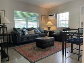 832 NE 16th Terrace in Fort Lauderdale, FL - Building Photo - Building Photo
