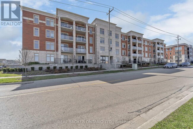 155-155 Commonwealth St