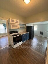 1327 James Ave S in St. Petersburg, FL - Building Photo - Building Photo