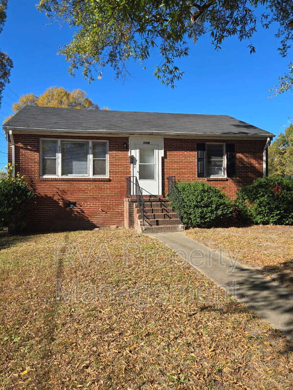 property at 3081 Maury St