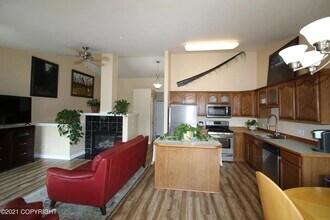 3364 Kendall Loop in Anchorage, AK - Building Photo - Building Photo