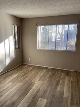 5995 Dandridge Ln in San Diego, CA - Building Photo - Building Photo