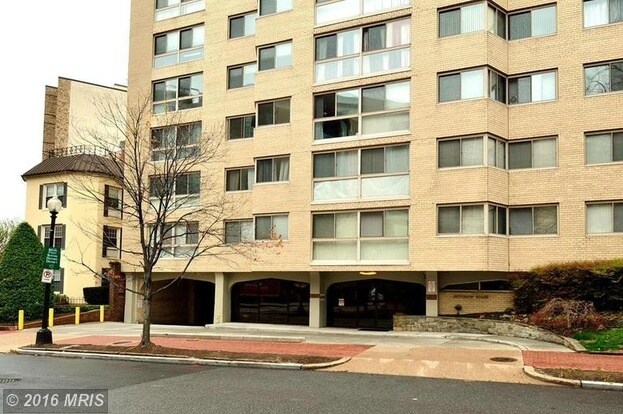 922 24th St NW in Washington, DC - Foto de edificio - Building Photo