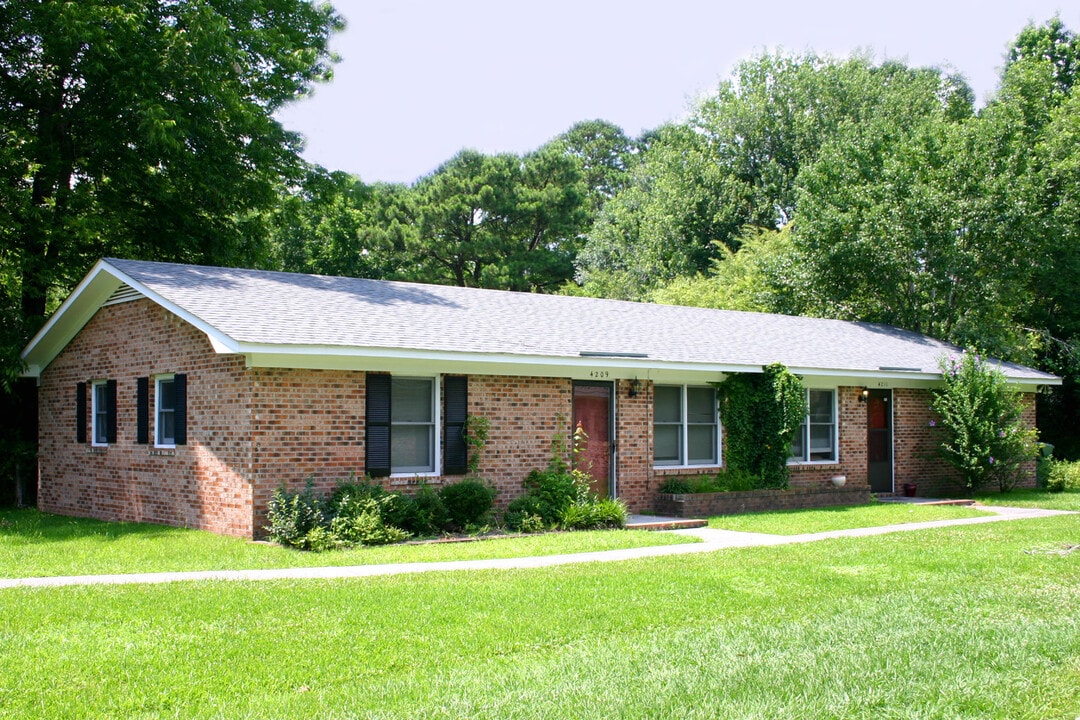 4215 Peachtree Ave in Wilmington, NC - Building Photo