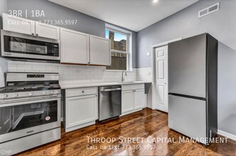 6024 S St Lawrence Ave-Unit -3 in Chicago, IL - Building Photo - Building Photo