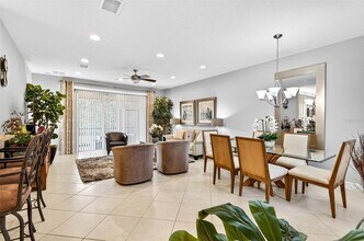 15812 Aurora Lake Cir in Wimauma, FL - Foto de edificio - Building Photo