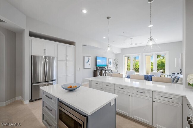 property at 2851 Tiburon Blvd E
