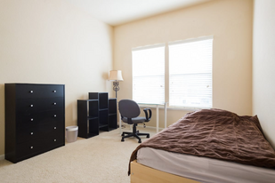 4213 San Jeronimo Terrace in Davis, CA - Building Photo