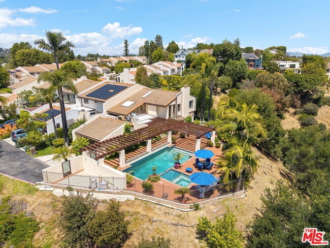 property at 2528 Angelo Dr
