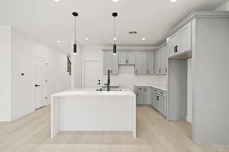 8131 Woodward St in Houston, TX - Building Photo - Building Photo