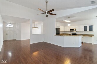 10276 Lakeland Dr in Fishers, IN - Building Photo - Building Photo