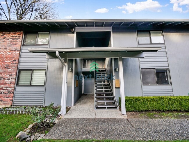 1609 149th Pl SE in Bellevue, WA - Building Photo - Building Photo