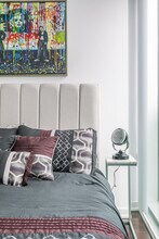 120 Bremner Blvd in Toronto, ON - Building Photo - Building Photo