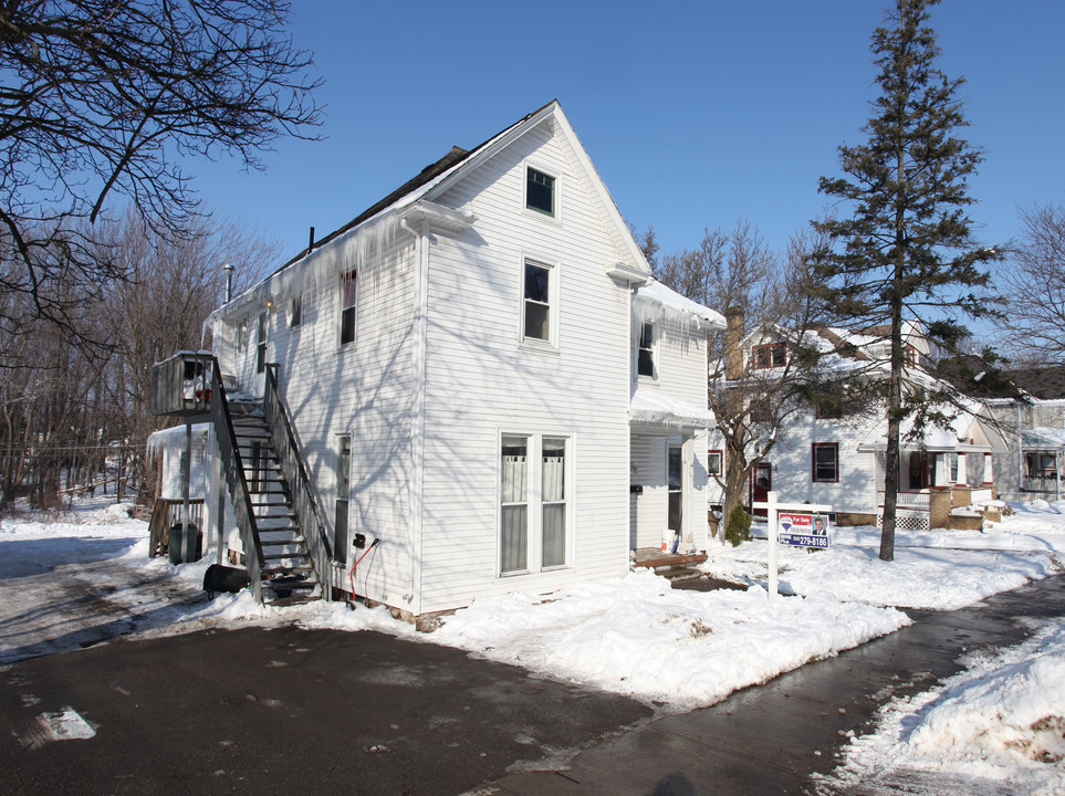 231 S Union St in Spencerport, NY - Building Photo