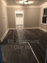 163 E 5th St in Hamilton, ON - Building Photo - Building Photo