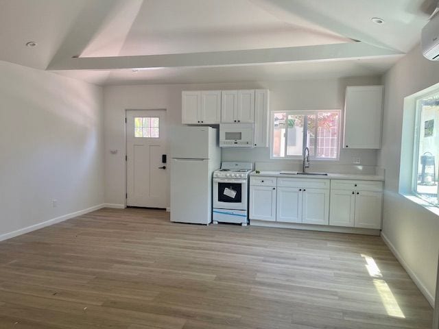 property at 4919 Enfield Ave