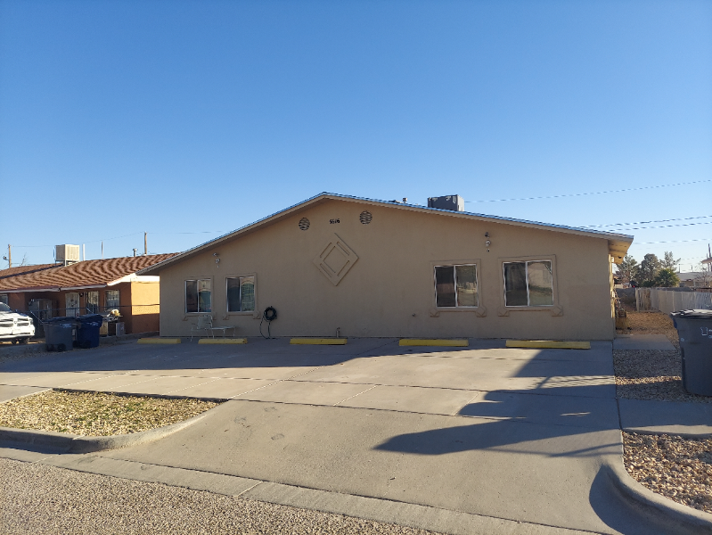 5616 Bagdad Way in El Paso, TX - Building Photo