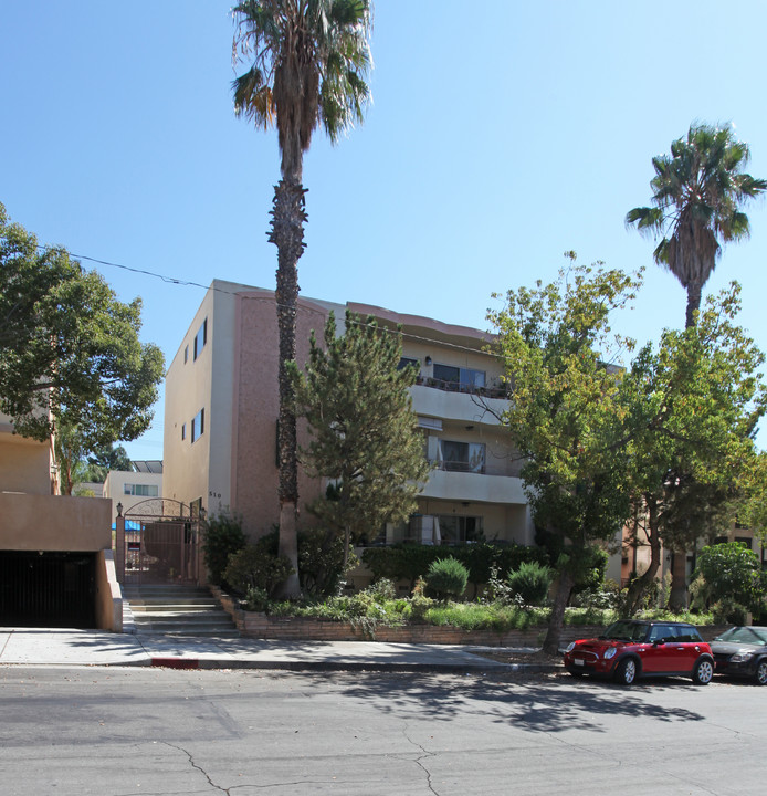 510 E San Jose Ave in Burbank, CA - Foto de edificio