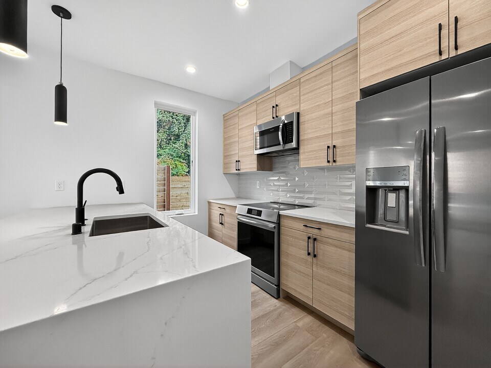 1211 S Dawson St in Seattle, WA - Building Photo