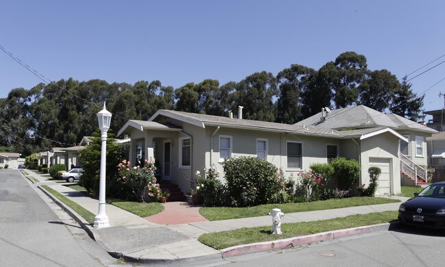 Cecelia Court in San Leandro, CA - Building Photo - Building Photo