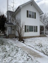 512 Monroe St in Janesville, WI - Building Photo