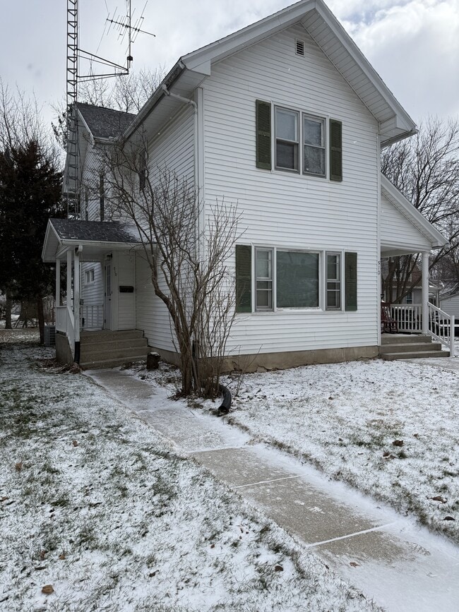 property at 512 Monroe St