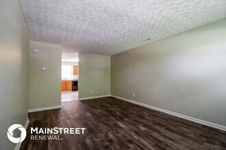 2495 Willow View Ct in Grove City, OH - Foto de edificio - Building Photo