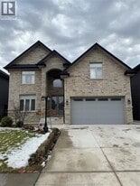 1383 Helsinki Ct in Windsor, ON - Building Photo