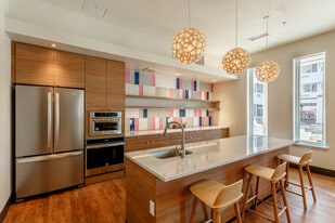 Elisabetta in Denver, CO - Building Photo