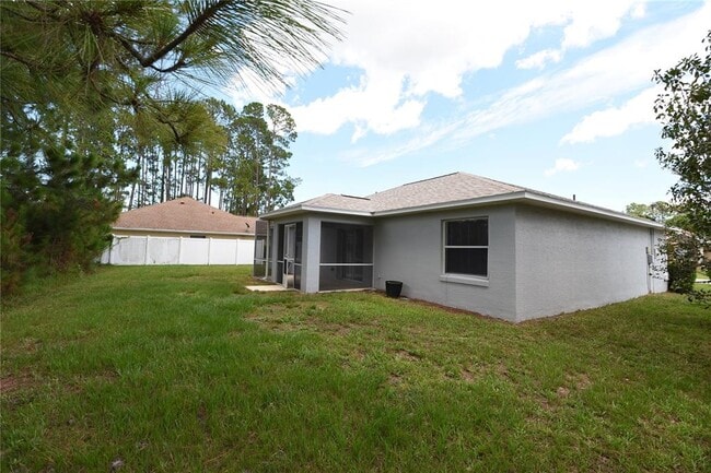19 Burning Ember Ln in Palm Coast, FL - Building Photo - Building Photo