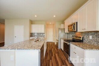 7434 Asp Point in San Antonio, TX - Building Photo - Building Photo