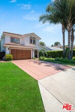 4520 Tyrone Ave in Los Angeles, CA - Building Photo - Building Photo