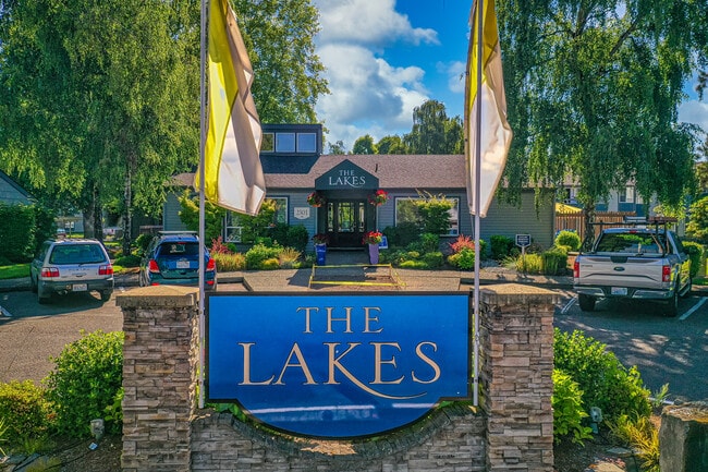 The Lakes at Fife in Fife, WA - Building Photo - Building Photo