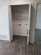 801 Hallie Cv, Unit B in Lockhart, TX - Building Photo - Building Photo
