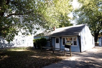 221 Melamad Ct in Toledo, OH - Building Photo - Building Photo