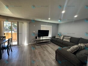 3901 Clear Acre Ln in Reno, NV - Building Photo - Building Photo