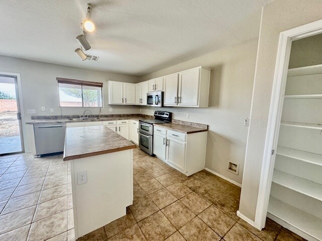 7232 S Sunset Way in Buckeye, AZ - Foto de edificio - Building Photo