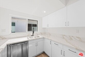 1951 Selby Ave in Los Angeles, CA - Building Photo - Building Photo