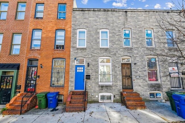property at 1605 W Pratt St