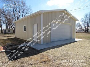 200 Willow St in Solomon, KS - Building Photo - Building Photo